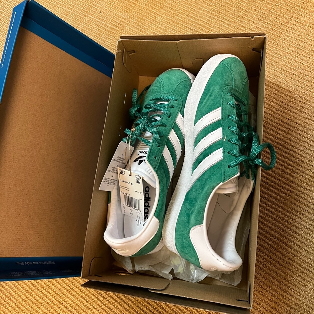 Adidas Gazelle - Men’s Size 8 - Brand New